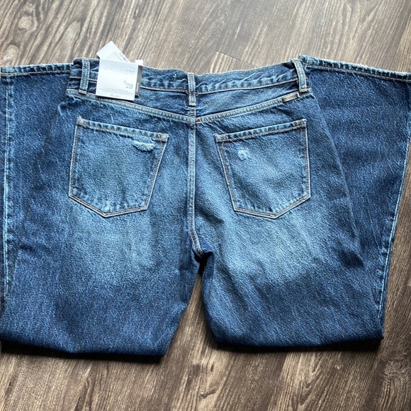 KanCan Jeans Distressed Dark Wash Short 29x28 - Picture 4 of 7